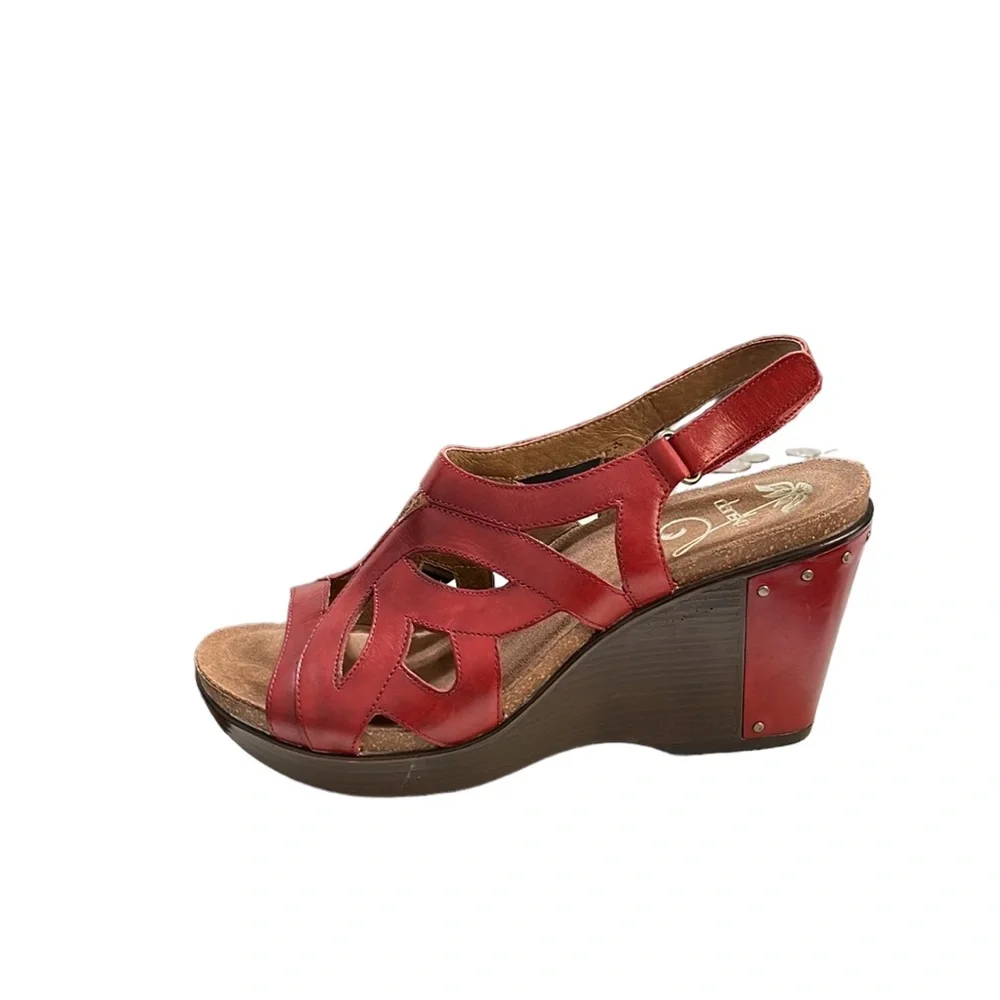 Dansko Felicia Studded Red Leather Comfort Wedges Size 41